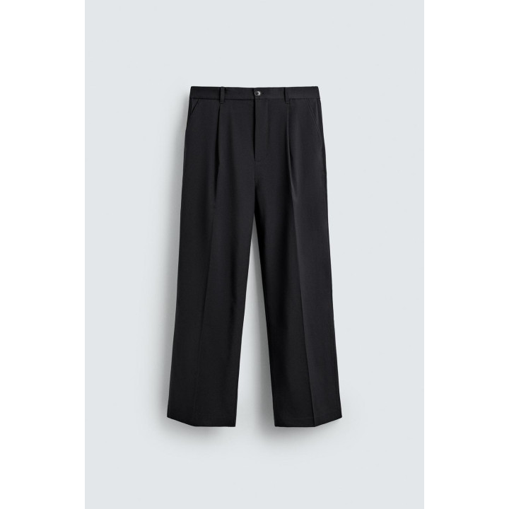 БРЮКИ СО СКЛАДКАМИ ИЗ РЕЛЬЕФНОЙ ТКАНИ