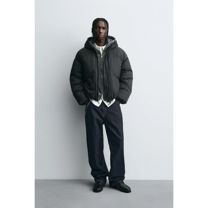 Техническая куртка с водоотталкивающим эффектом