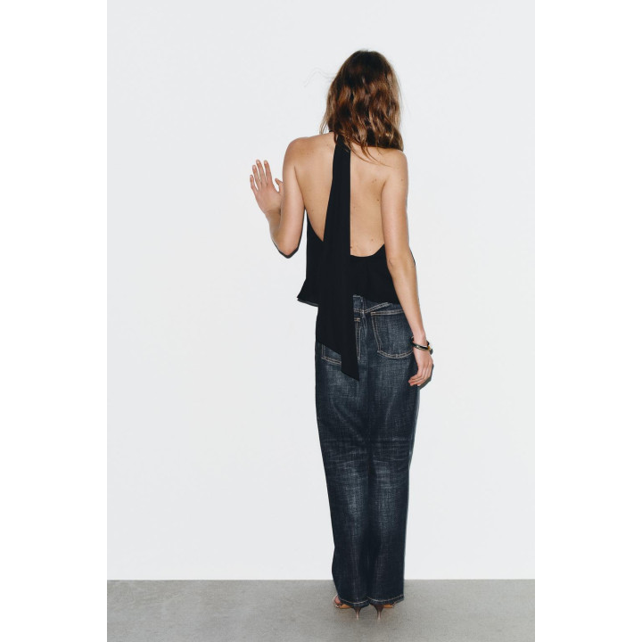 Топ с запахом на шее и завязками