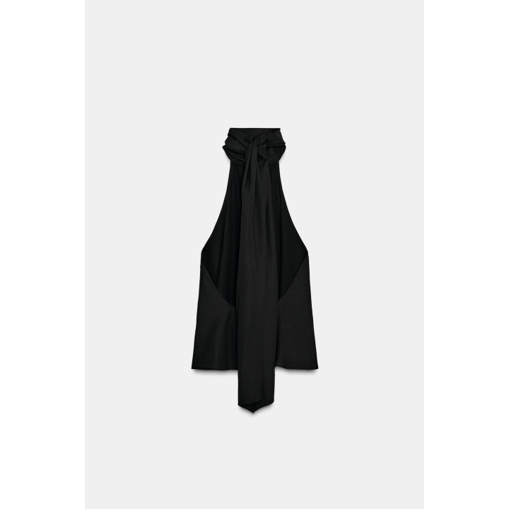 Топ с запахом на шее и завязками