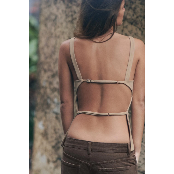 ПОЛОСАТЫЙ ТОП С ОТКРЫТОЙ СПИНОЙ