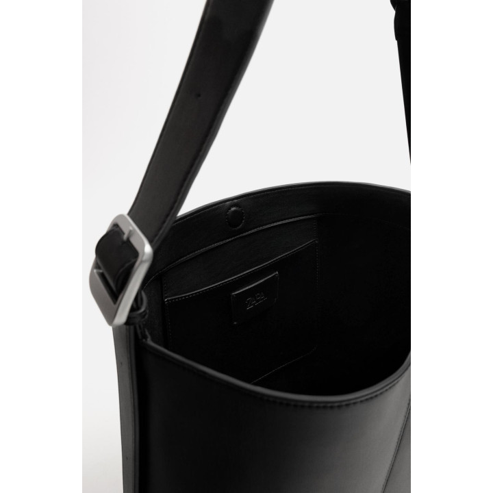 ОДНОТОННАЯ СУМКА-ШОПЕР