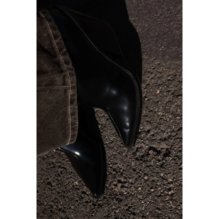 БОТИЛЬОНЫ В КОВБОЙСКОМ СТИЛЕ НА КАБЛУКЕ