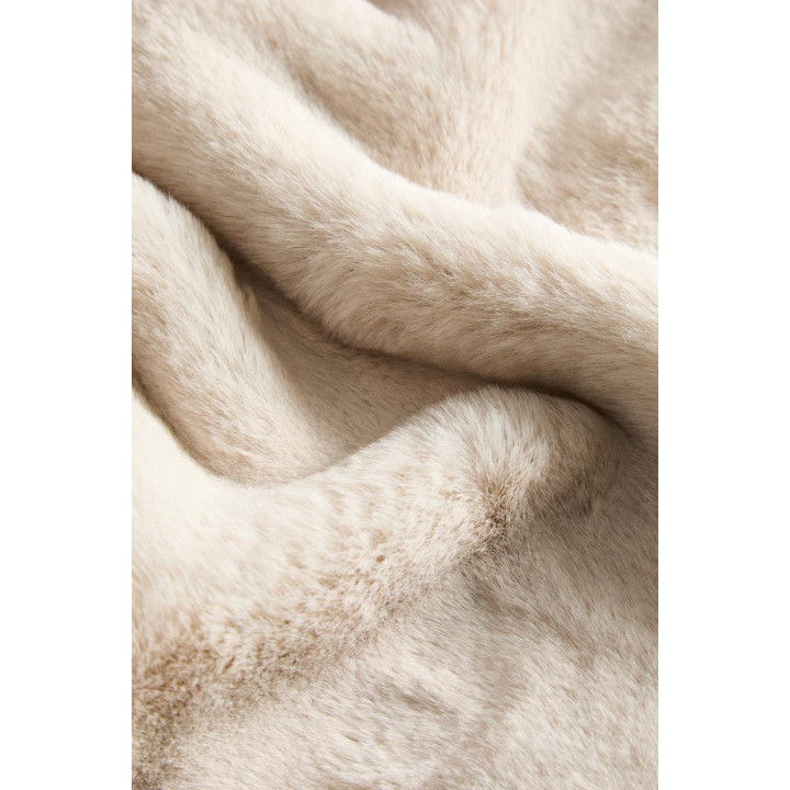 Плед из искусственного меха