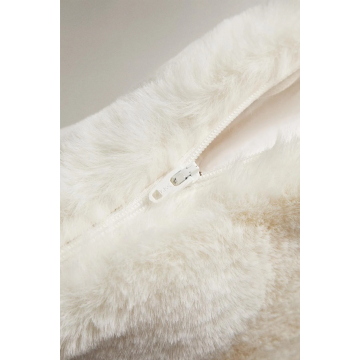 FAUX FUR CUSHION COVER