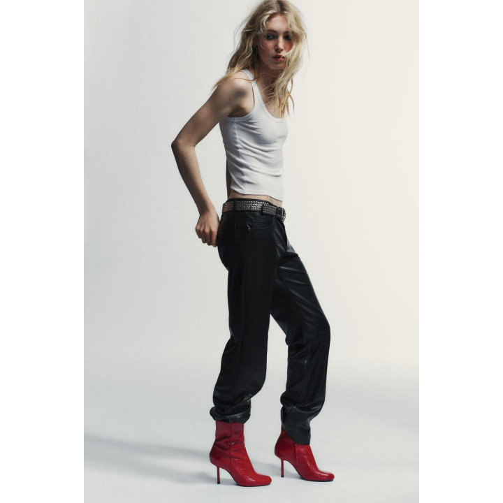 КОЖАНЫЕ БОТИЛЬОНЫ НА ВЫСОКОМ КАБЛУКЕ