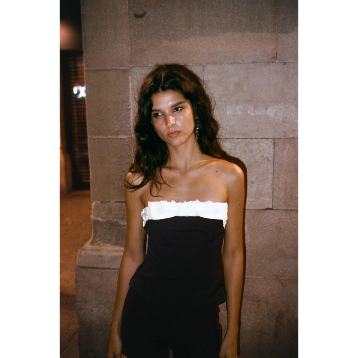 ТОП БЕЗ БРЕТЕЛЕЙ С КОМБИНИРОВАННЫМ БАНТОМ