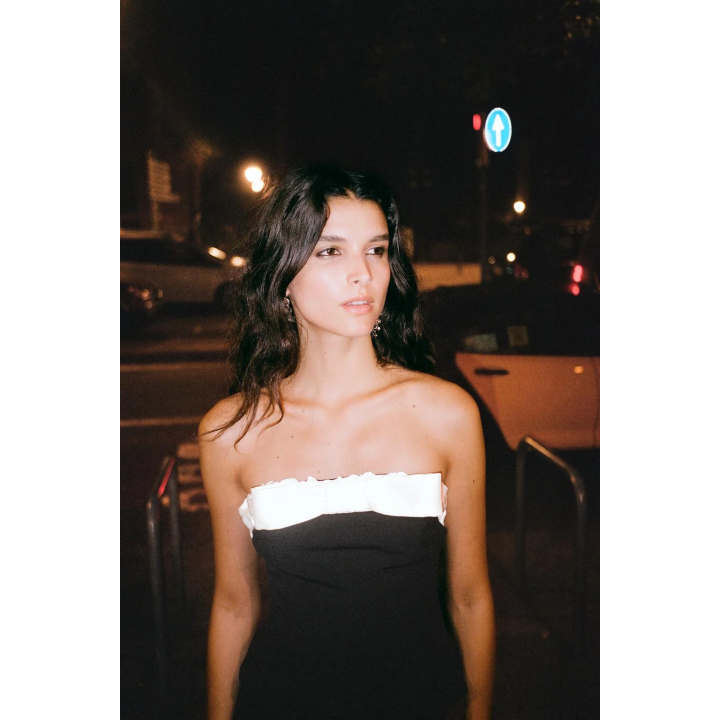 ТОП БЕЗ БРЕТЕЛЕЙ С КОМБИНИРОВАННЫМ БАНТОМ