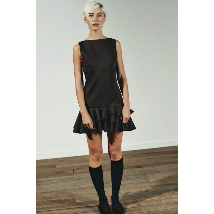 КОРОТКОЕ ПЛАТЬЕ С ВОЛАНАМИ