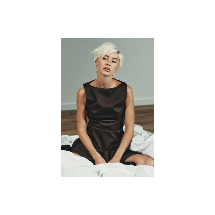 КОРОТКОЕ ПЛАТЬЕ С ВОЛАНАМИ