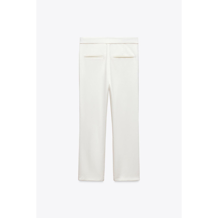 Мини-брюки с расклешенными штанинами