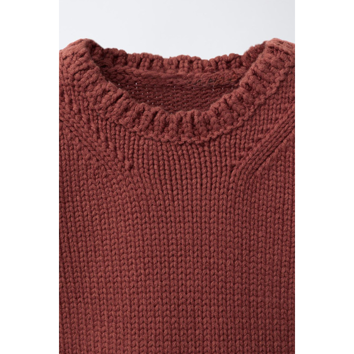 ТРИКОТАЖНЫЙ ЖИЛЕТ С ВЫШИТОЙ РУБАШКОЙ