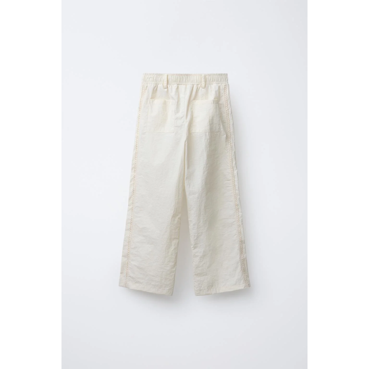 ПРЯМЫЕ БРЮКИ ИЗ НЕЙЛОНА С КОНТРАСТНОЙ ОТДЕЛКОЙ