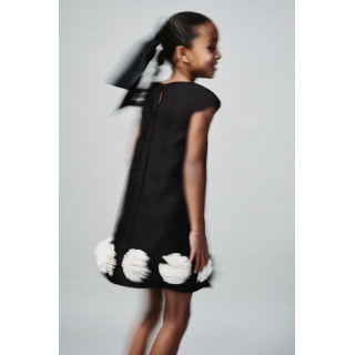 Платье из атласа с цветочным узором