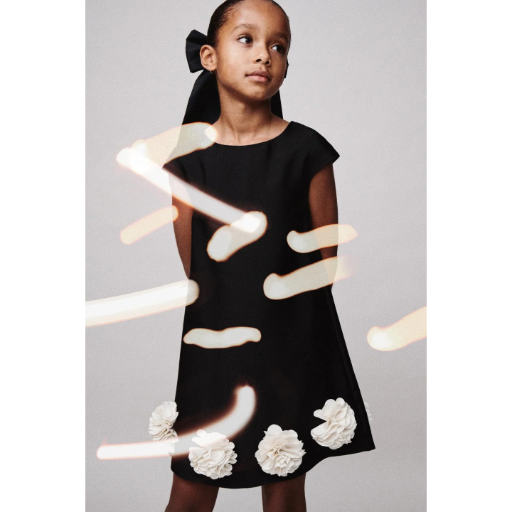 Платье из атласа с цветочным узором