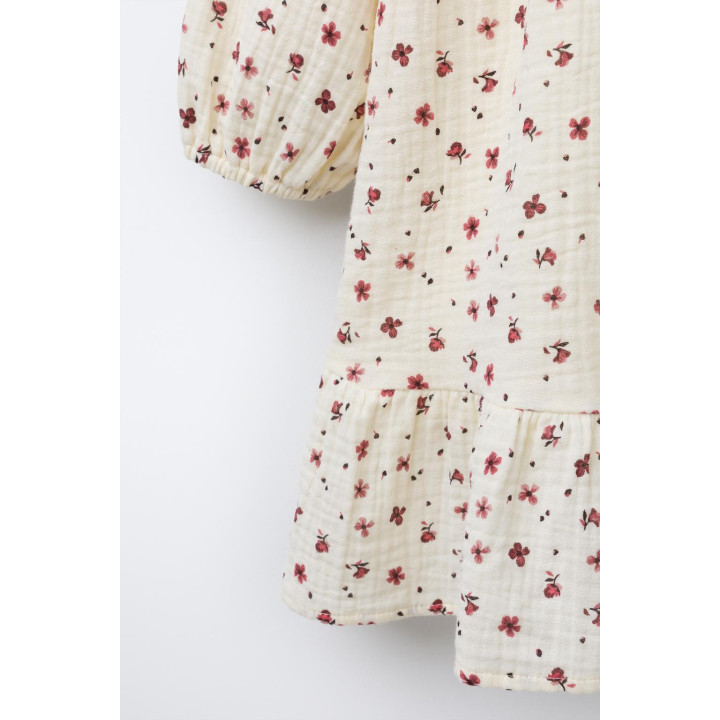 ПЛАТЬЕ С ЦВЕТОЧНЫМ ПРИНТОМ И КОМБИНИРОВАННЫМ ТРИКОТАЖНЫМ ЖИЛЕТОМ