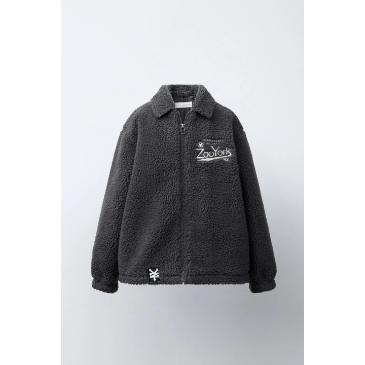 FAUX SHEARLING OVERSHIRT WITH REMOVABLE HOOD AND EMBROIDERED ZOO YORK® X ZARA DETAIL
