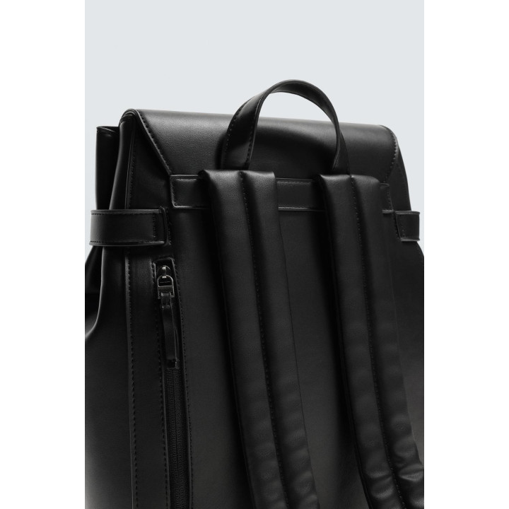 РЮКЗАК С КЛАПАНОМ