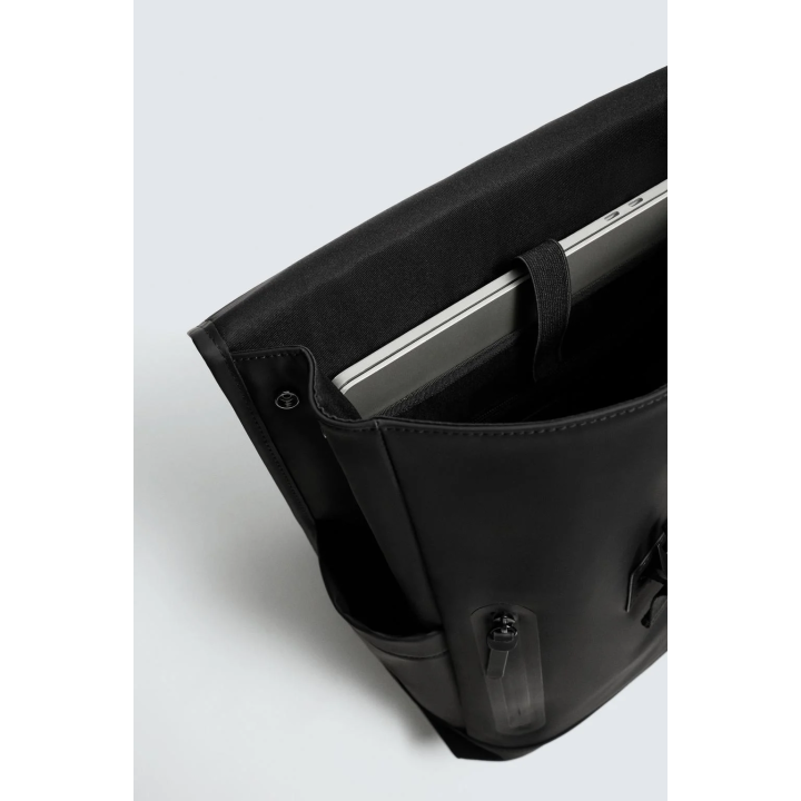 ПРОРЕЗИНЕННЫЙ РЮКЗАК С КЛАПАНОМ