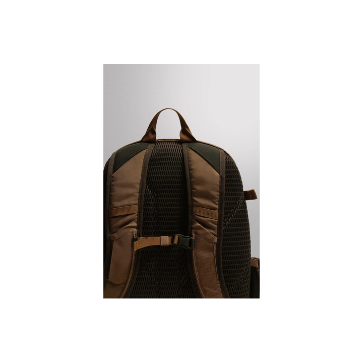 СПОРТИВНЫЙ РЮКЗАК ИЗ ВЫСОКОТЕХНОЛОГИЧНОЙ ТКАНИ