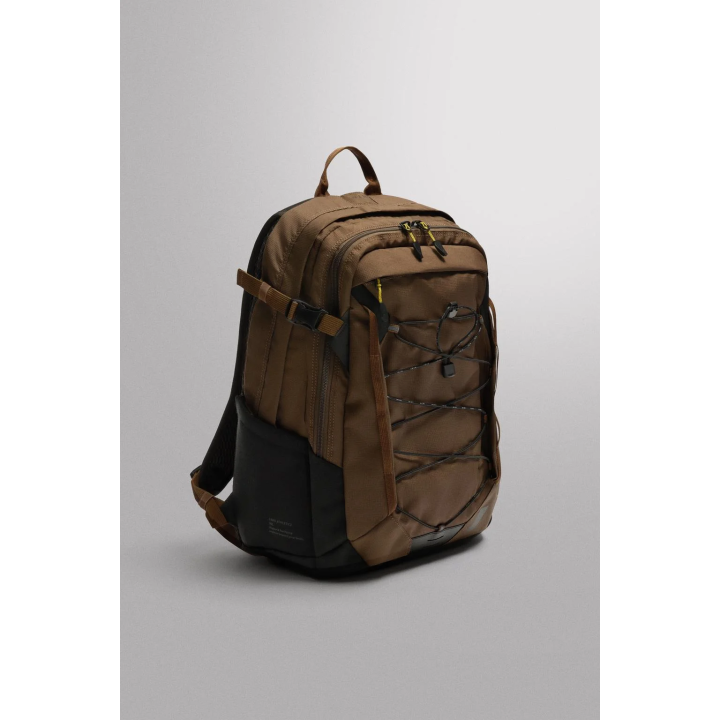 СПОРТИВНЫЙ РЮКЗАК ИЗ ВЫСОКОТЕХНОЛОГИЧНОЙ ТКАНИ