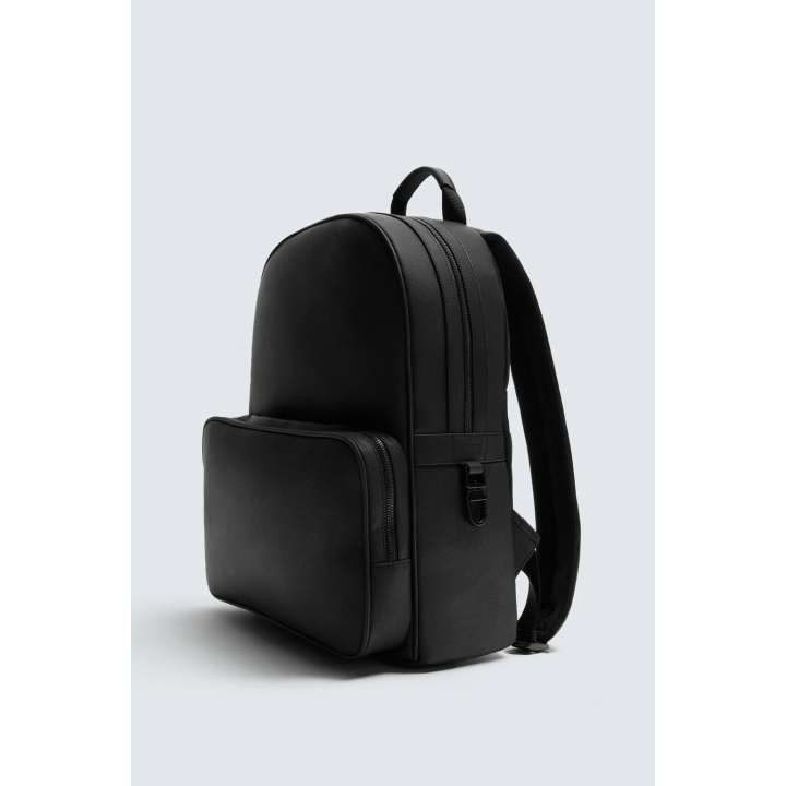 РЮКЗАК С ТЕКСТУРИРОВАННОЙ ПРОРЕЗИНЕННОЙ ОТДЕЛКОЙ