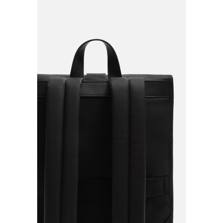 ПРОРЕЗИНЕННЫЙ РЮКЗАК С КЛАПАНОМ