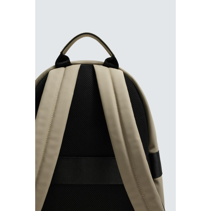 ПРОРЕЗИНЕННЫЙ РЮКЗАК