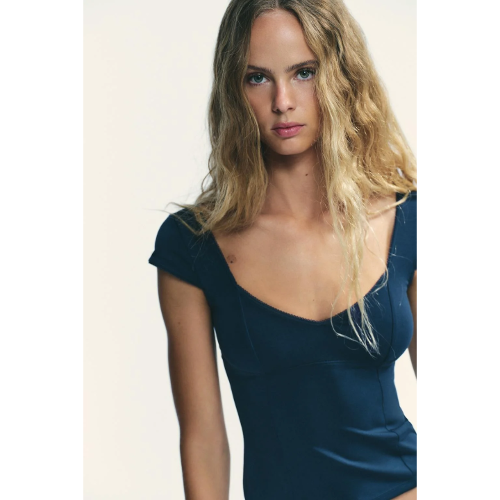 ТОП ИЗ ЛИОЦЕЛЛА С КРУЖЕВОМ