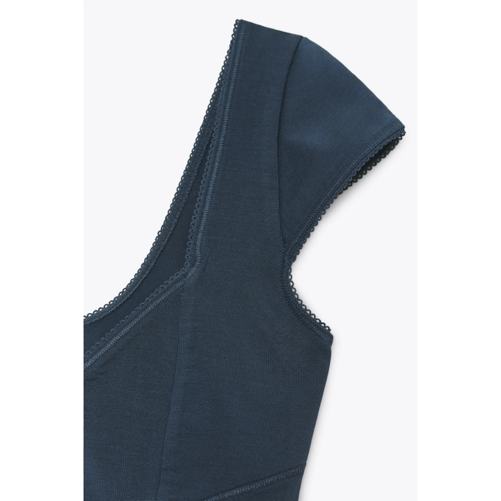 ТОП ИЗ ЛИОЦЕЛЛА С КРУЖЕВОМ