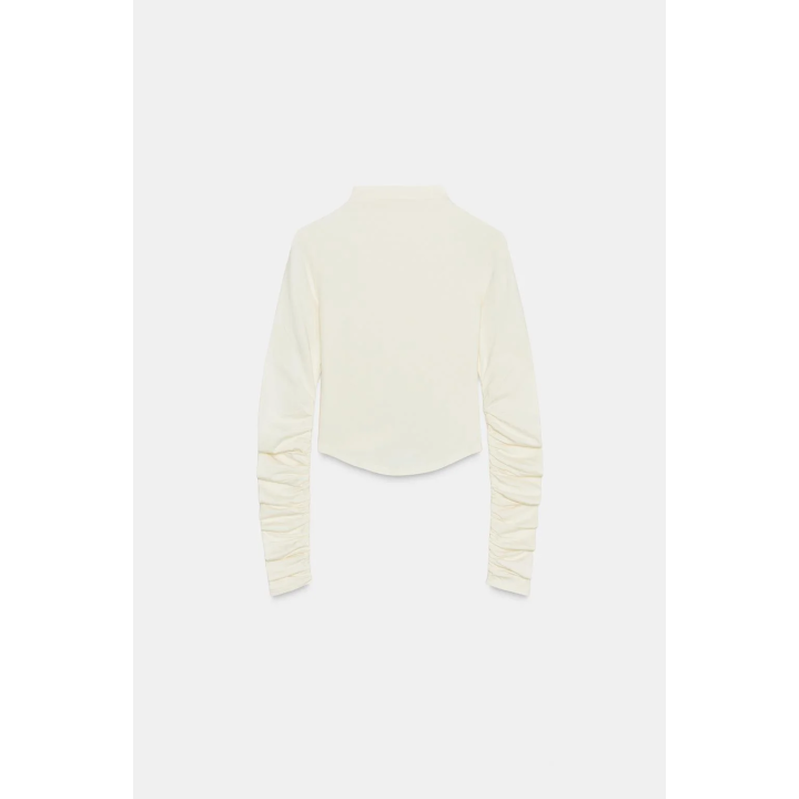 ФУТБОЛКА ИЗ ХЛОПКА И МОДАЛА СО СБОРКАМИ