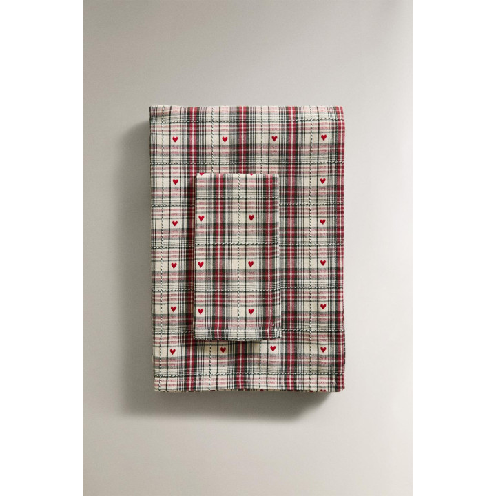 Ризинка для стола с сердцем рождество из окрашенной нити