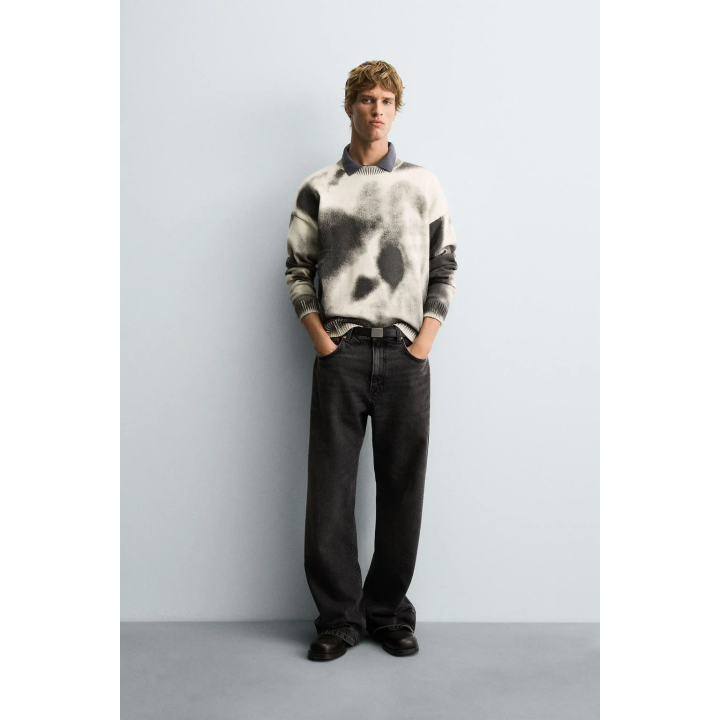 Свитер с абстрактным принтом в стиле washed