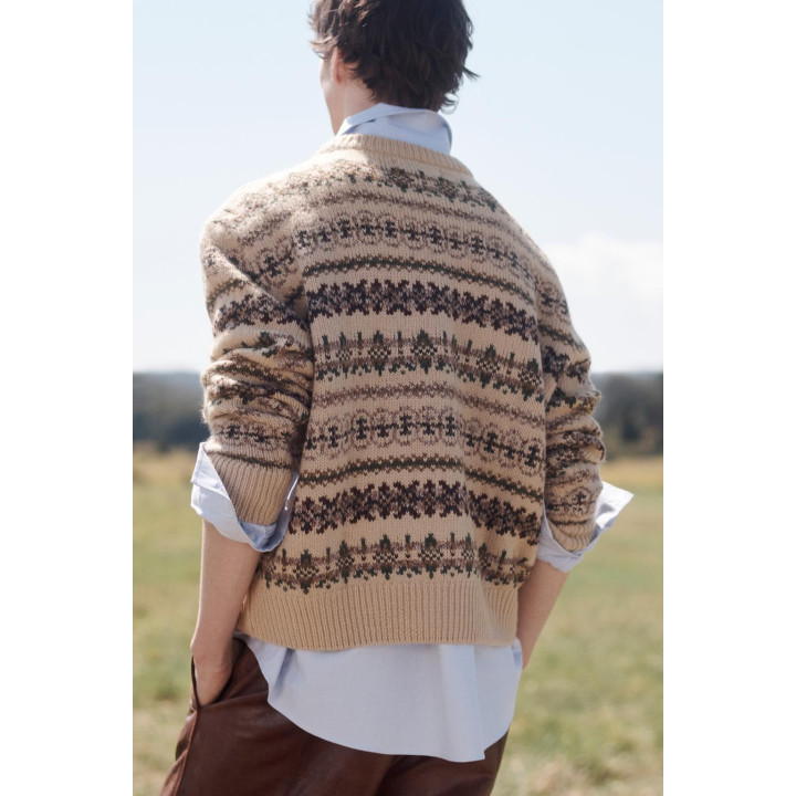 Свитер limited edition с геометрическим жаккардовым узором