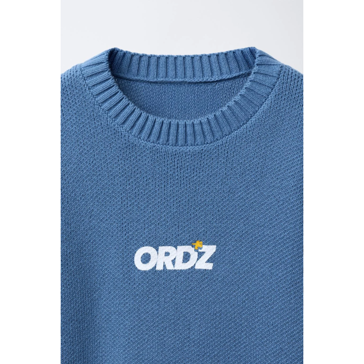 ТРИКОТАЖНЫЙ ДЖЕМПЕР С ТЕКСТОМ