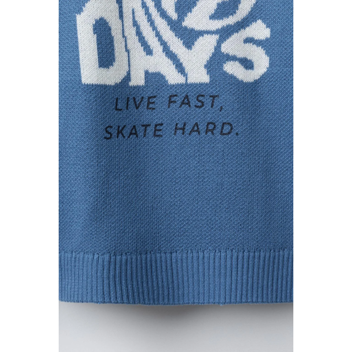 ТРИКОТАЖНЫЙ ДЖЕМПЕР С ТЕКСТОМ