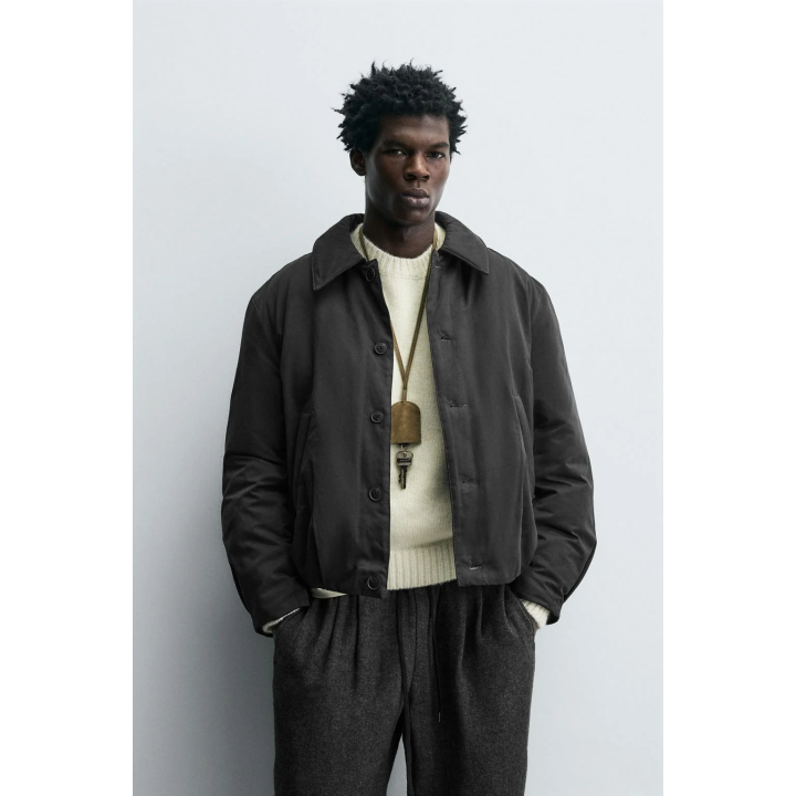 УКОРОЧЕННАЯ СТЕГАНАЯ КУРТКА