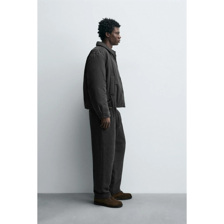 УКОРОЧЕННАЯ СТЕГАНАЯ КУРТКА