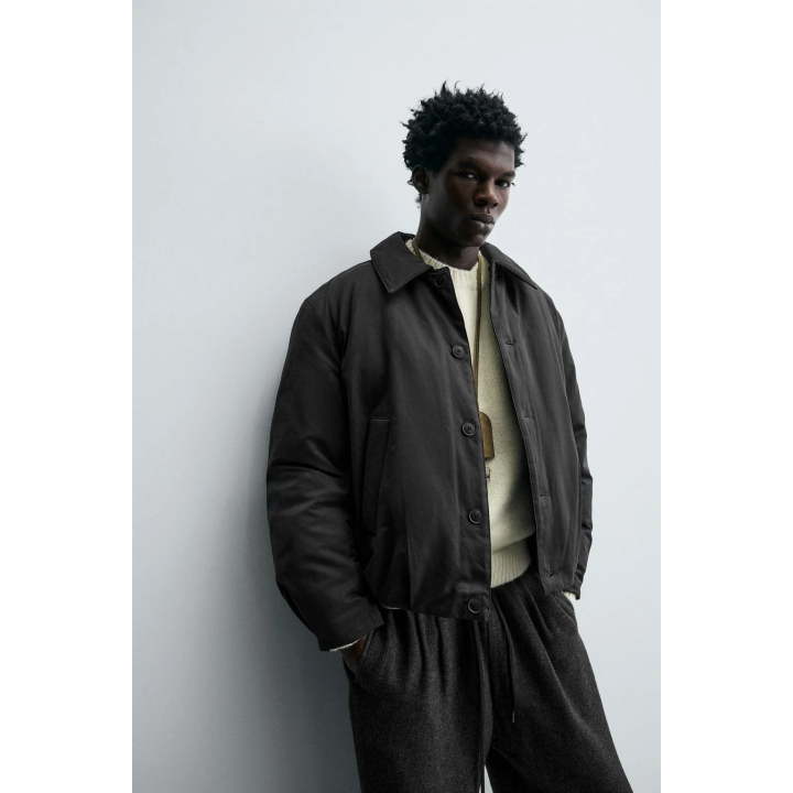 УКОРОЧЕННАЯ СТЕГАНАЯ КУРТКА