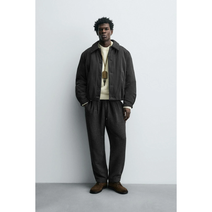 УКОРОЧЕННАЯ СТЕГАНАЯ КУРТКА