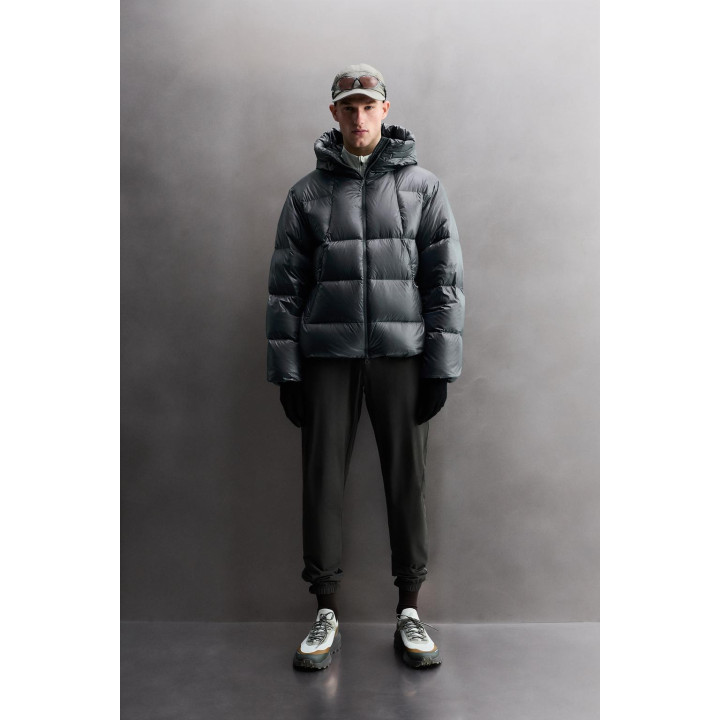 СТЕГАНАЯ КУРТКА С НАПОЛНИТЕЛЕМ ИЗ 100% ПЕРА
