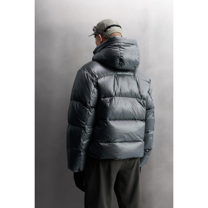 СТЕГАНАЯ КУРТКА С НАПОЛНИТЕЛЕМ ИЗ 100% ПЕРА