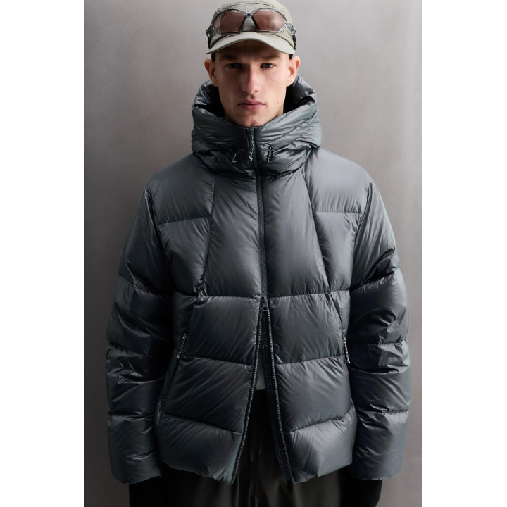СТЕГАНАЯ КУРТКА С НАПОЛНИТЕЛЕМ ИЗ 100% ПЕРА