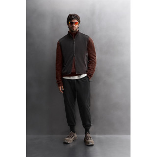 ЖИЛЕТ ИЗ ТРИКОТАЖА С ФЛИСОВОЙ ПОДКЛАДКОЙ