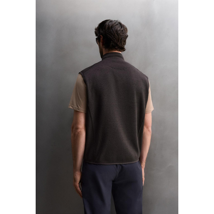 ЖИЛЕТ ИЗ ТРИКОТАЖА С ФЛИСОВОЙ ПОДКЛАДКОЙ