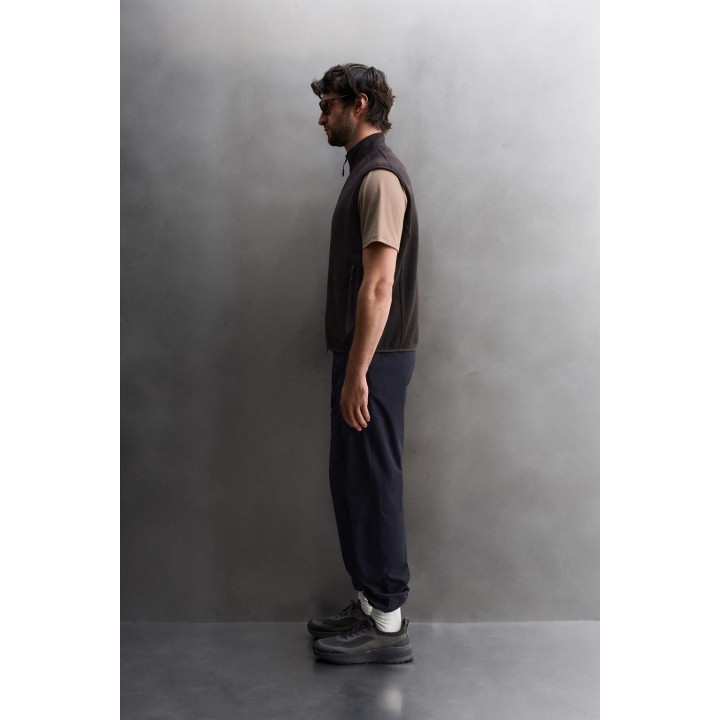 ЖИЛЕТ ИЗ ТРИКОТАЖА С ФЛИСОВОЙ ПОДКЛАДКОЙ