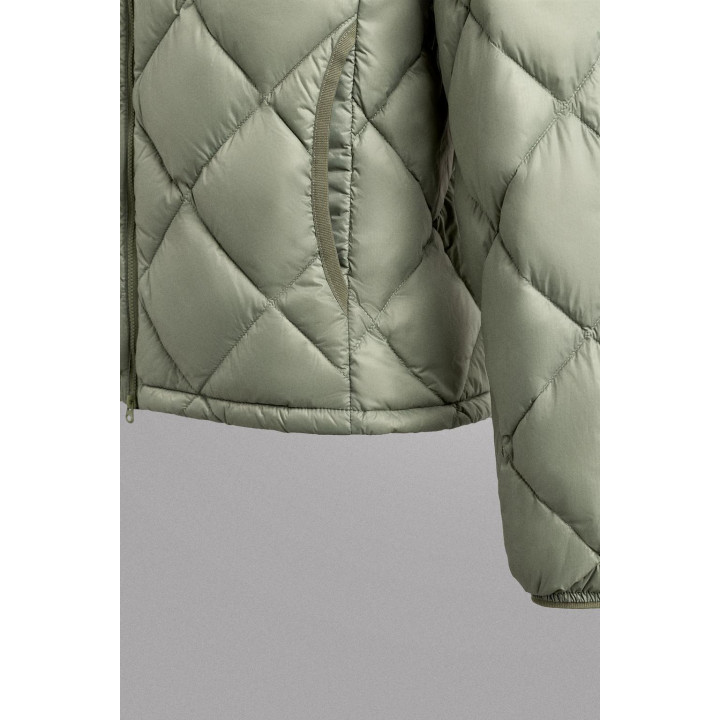 СТЕГАНАЯ КУРТКА ИЗ 100% ПУХА С КАПЮШОНОМ