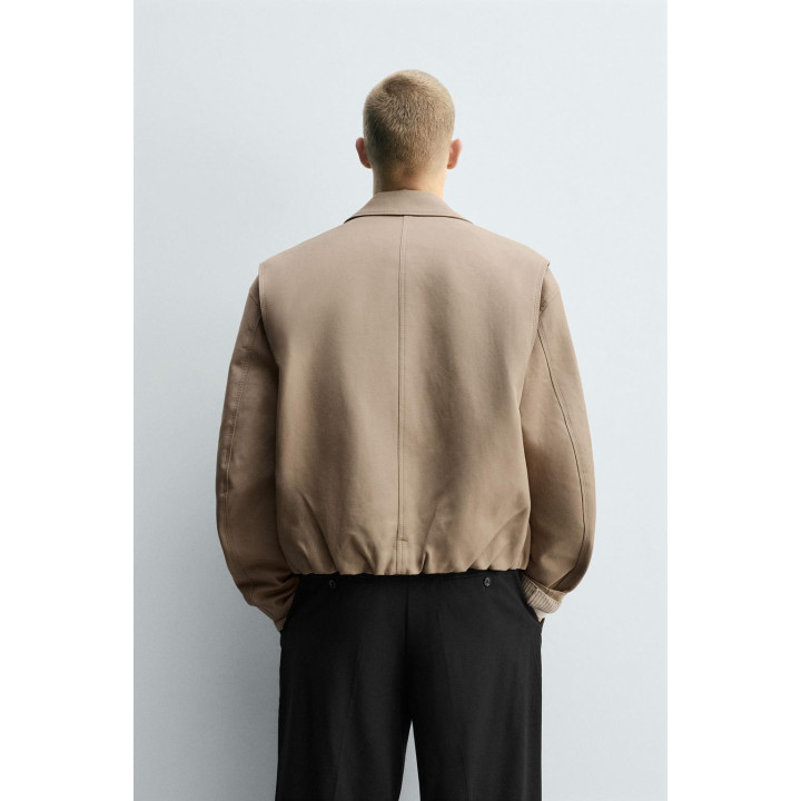 УКОРОЧЕННАЯ СТЕГАНАЯ КУРТКА