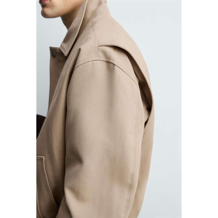 УКОРОЧЕННАЯ СТЕГАНАЯ КУРТКА