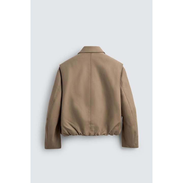 УКОРОЧЕННАЯ СТЕГАНАЯ КУРТКА